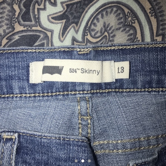 Levi’s - Picture 2 of 3